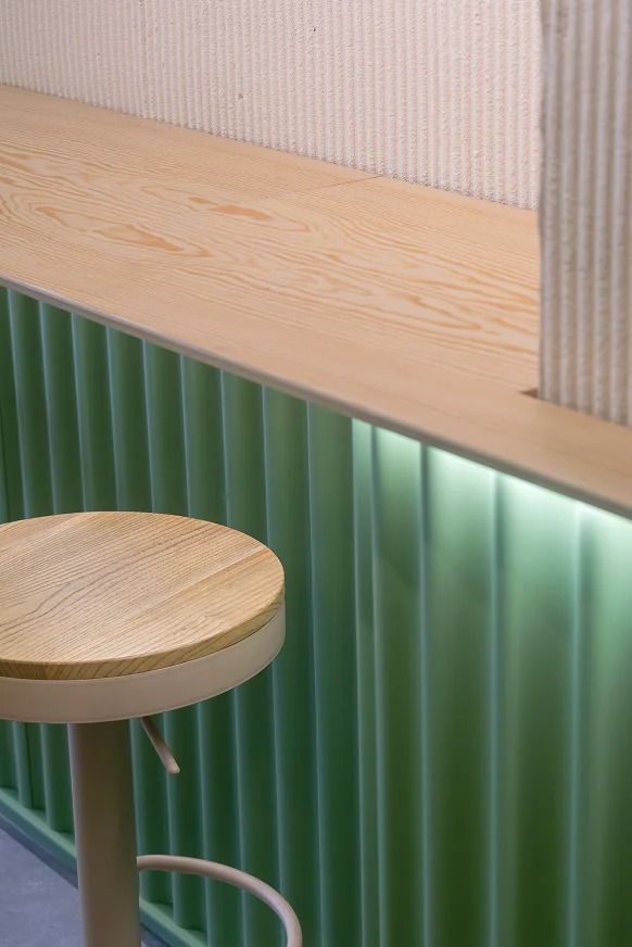 Sinpar Studio — Detalle vitrina de ingredientes local Ponzano Madrid